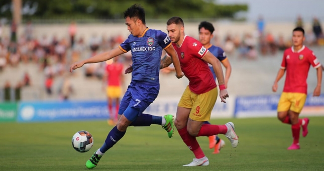 Tiến Linh góp công lớn giúp Bình Dương giữ lại một điểm