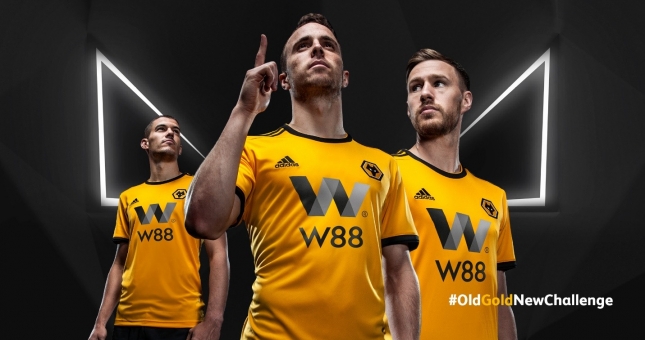 Wolves ký hợp đồng tài trợ lớn nhất lịch sử 