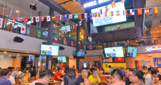 Món gà Buffalo kiểu Mỹ - Hạ gục fan cuồng với 17 loại nước sốt và gia vị trứ danh! 