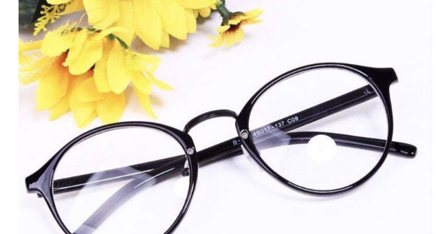 6 nhóm người cần dùng kính đa tròng - Bạn không nên đeo khi chưa biết điều này!