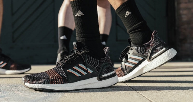 adidas “ăn mừng” thành công của BOOST với siêu phẩm hoàn trả năng lượng tốt nhất