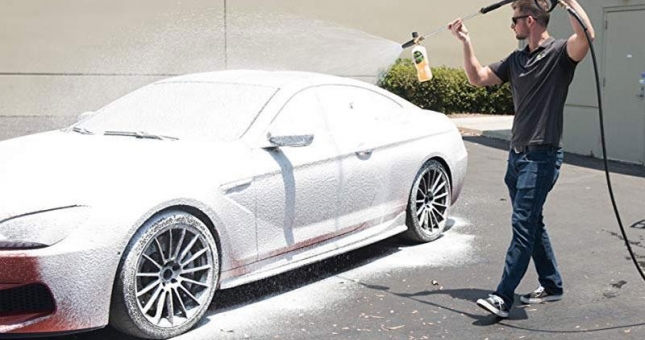 Công nghệ rửa xe không chạm không thể bỏ qua