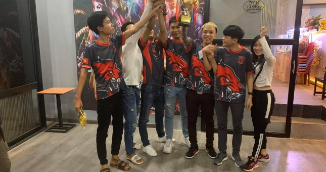 Môc.Ccasa: “Hãy thận trọng khi chơi game với chúng tôi”