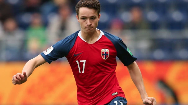 Man Utd và Man City đại chiến vì tài năng trẻ người Na Uy