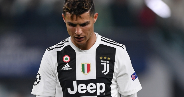 Người thân gửi thông điệp cảm động sau khi Ronaldo nhiễm Covid-19