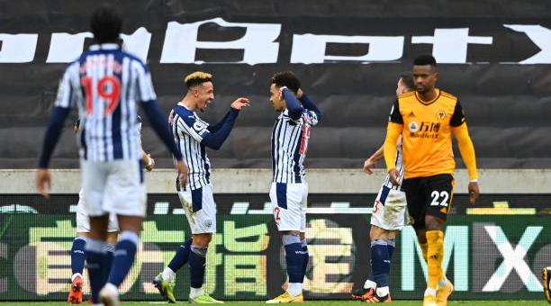 Wolverhampton gục ngã trước đội bóng áp chót trên BXH