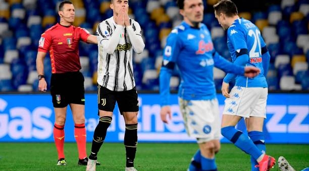 Juventus nhận trái đắng trước Napoli