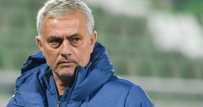 Mourinho lên tiếng, ám chỉ có người đang ngầm phá hoại Tottenham