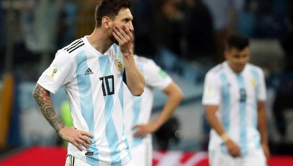 Các thành viên ĐT Argentina rối bời sau thất bại trước Croatia