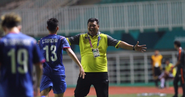 HLV Thái Lan tiếc nuối vì để hòa bại tướng của U23 VN