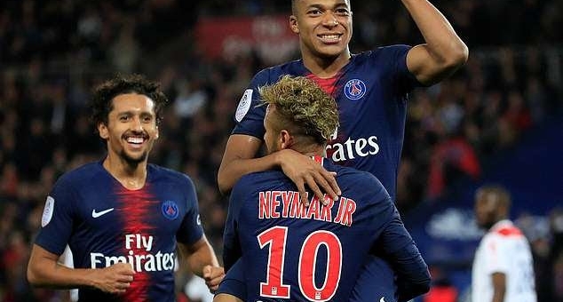 Mbappe lập poker, PSG hủy diệt Lyon trên sân nhà