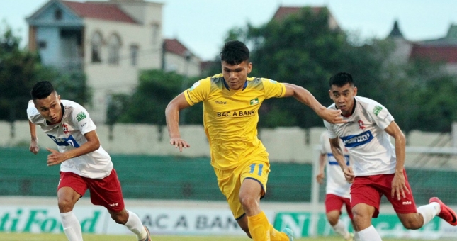 Chơi bế tắc, SLNA mất cơ hội áp sát Hà Nội trên BXH V-League