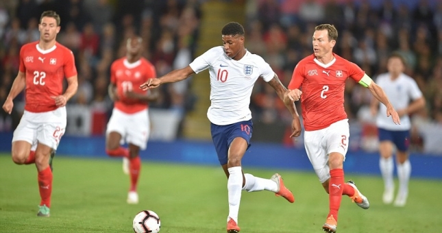 Lịch thi đấu bóng đá hôm nay 9/6: Anh đối đầu Thụy Sĩ