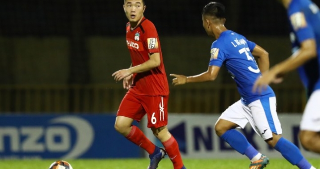 Xuân Trường ra sân, HAGL vẫn nhận thất bại nặng nề trước TQN