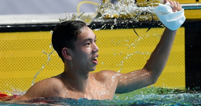 Thần đồng bơi lội Việt Nam giành vé đầu tiên dự Olympic 2020