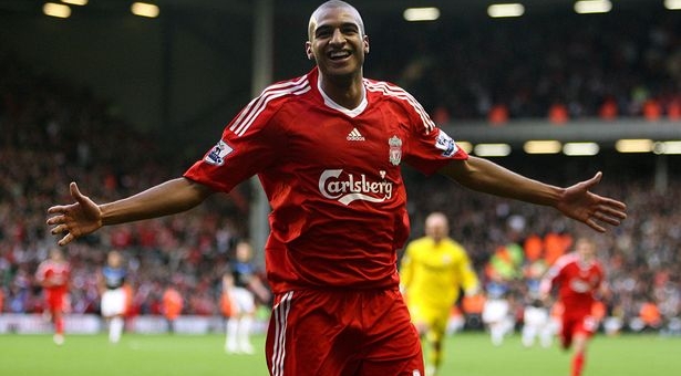 Cựu tiền đạo Liverpool kiểm tra y tế thất bại ở CLB TP HCM