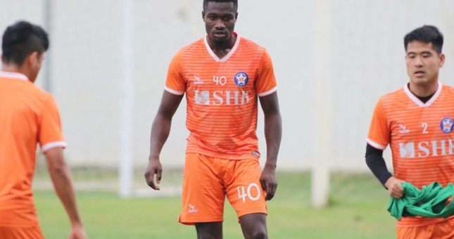 Cựu sao trẻ của lò PSG đến Việt Nam thử việc