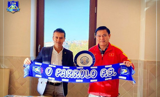 Đội bóng Việt Nam xác nhận hợp tác với CLB Tây Ban Nha 