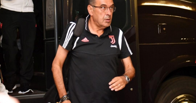 Juventus có nguy cơ mất HLV Sarri dài hạn