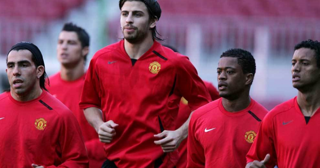 Cầu thủ Barca chúc MU vô địch