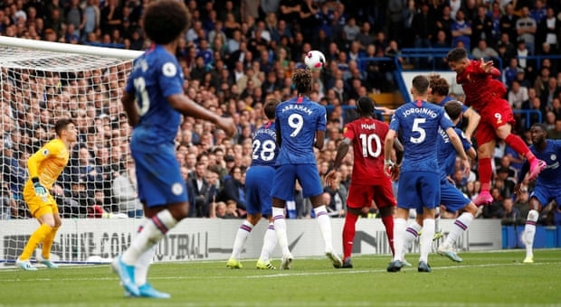 Liverpool khẳng định sức mạnh, Chelsea thêm một lần đau