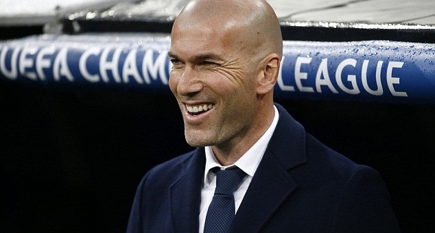 Zidane buồn cười trước bàn thua của Real Madrid