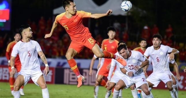 Trung Quốc 'mua chuộc' CĐV Philippines tại vòng loại World Cup 2022