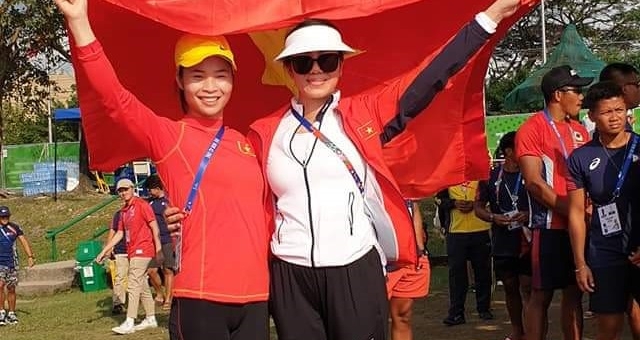 Cú đúp HCV của cô gái bán hàng online trên Facebook