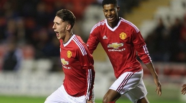 Cựu cầu thủ MU muốn Watford đánh bại CLB cũ