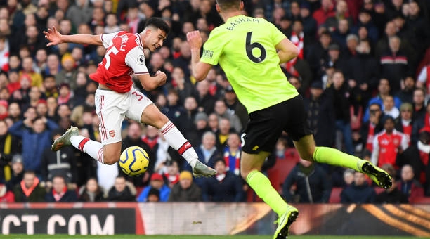 Arsenal hòa đáng tiếc dù thi đấu áp đảo