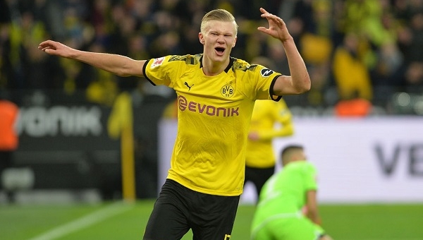 Chuyển nhượng tối 3/2: Man Utd và Bayern chưa từ bỏ Haaland