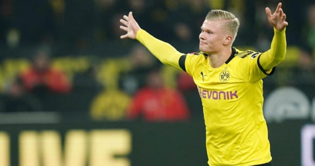 Trung vệ Dortmund nhận là người dạy Haaland ghi bàn