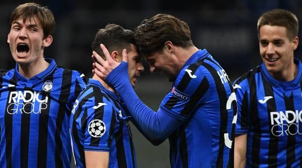 CLB bị đánh giá yếu nhất tiếp tục gây sốc ở Cúp C1