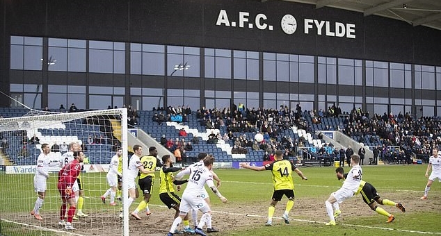 Đội bóng Anh phá kỷ lục số người xem nhờ COVID-19