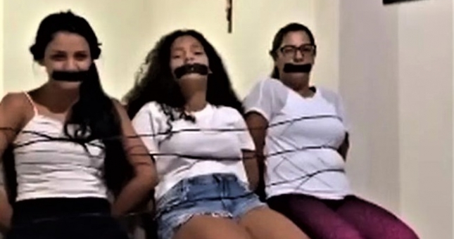 Đồng đội HLV Campuchia 'bắt cóc' người nhà vì Covid-19