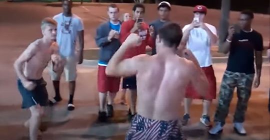 'Bá vương học đường' đại chiến võ sinh MMA