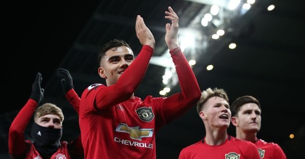 MU may mắn giữ được vị trí trên BXH Ngoại hạng Anh