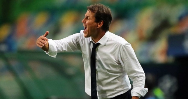 HLV Lyon: 'Chúng tôi lẽ ra đã dẫn trước Bayern'