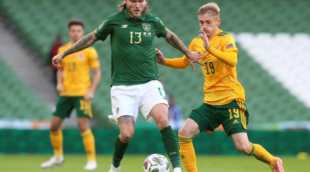 Đội quân của huyền thoại MU không thể thắng dù chơi hơn người