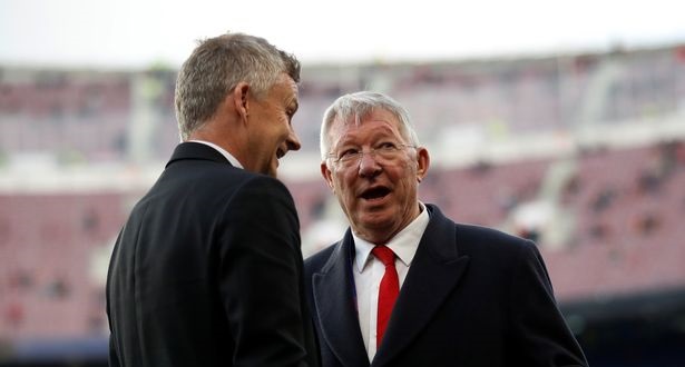 Solskjaer bị chỉ trích đang chống lại 'chân ngôn' do Sir Alex để lại