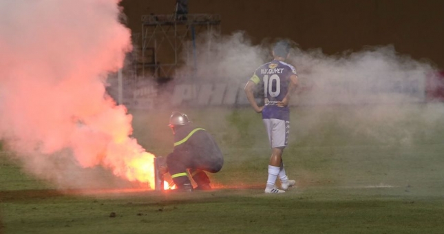 CĐV Quốc tế: ‘NHM Việt Nam còn kinh khủng hơn Indonesia’