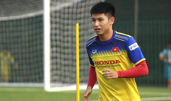  HLV Đức Thắng: 'Trọng Hùng thậm chí còn hay hơn Văn Đức'