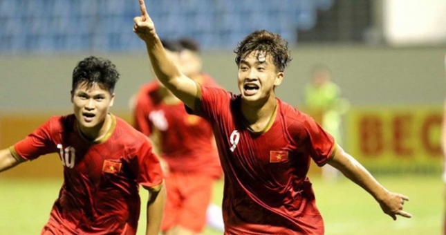 Lịch thi đấu bóng đá hôm nay 3/11: U21 Việt Nam tiếp tục thăng hoa?