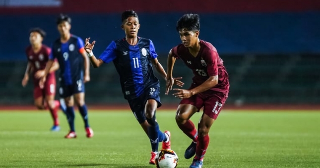 CĐV Thái Lan: 'Nếu không tiến bộ, chúng ta có thể thua Đông Timo'