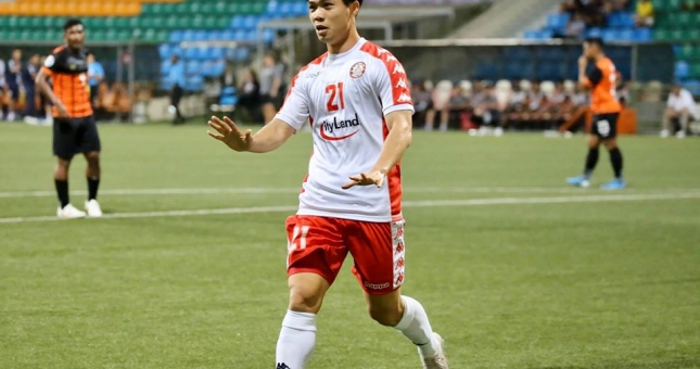 TP.HCM vs Lào Toyota: Bay trên 'đôi cánh' Công Phượng