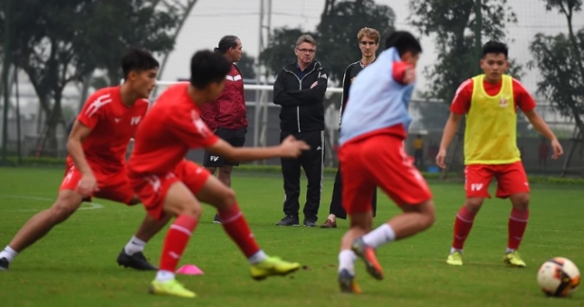 Truyền thông Quốc tế bất ngờ với thành công của bóng đá Việt Nam