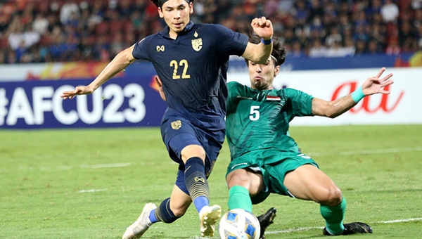 Sao trẻ Thái Lan làm nên kỳ tích tại Anh