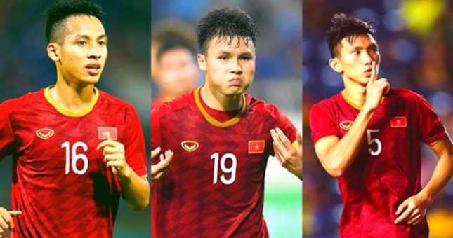 BLV Quang Huy tiết lộ lá phiếu bình chọn Quả bóng vàng Việt Nam 2019