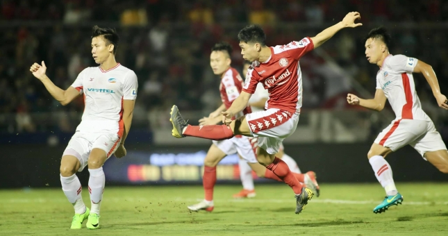 Sông Lam Nghệ An vs TP.HCM: Bay trên đôi cánh Công Phượng