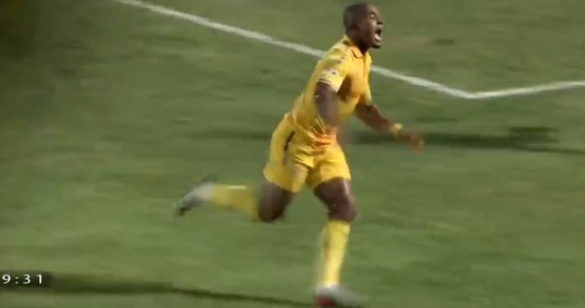 VIDEO: DNH Nam Định lại bị trọng tài xử ép?